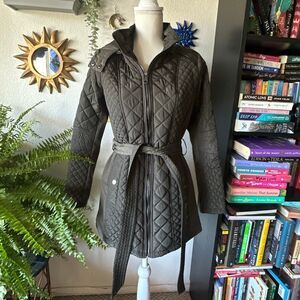 Debby collection size small Deep Green Puffer jacket coat